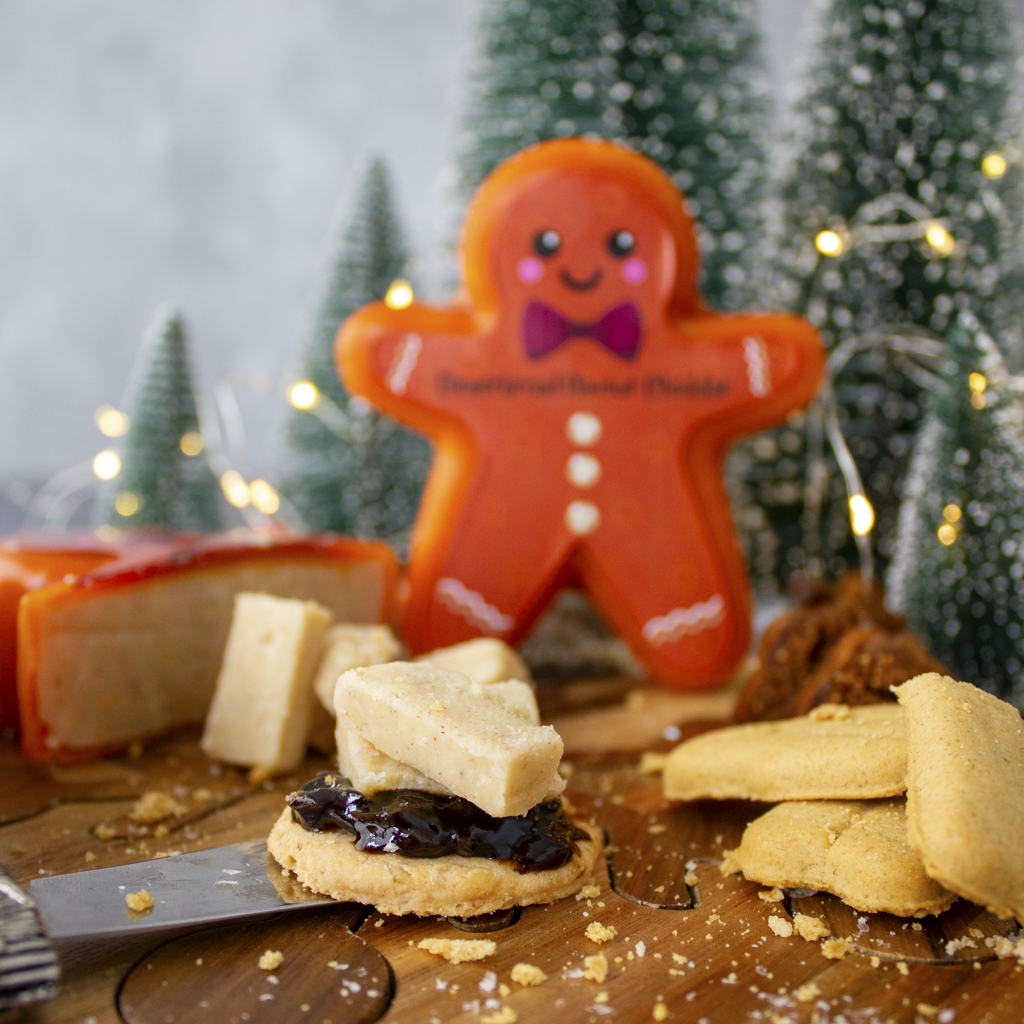 Gingerbread Cheddar Truckle