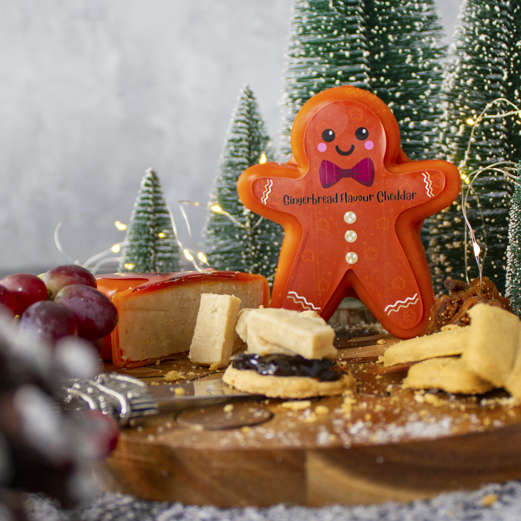 Gingerbread Cheddar Truckle