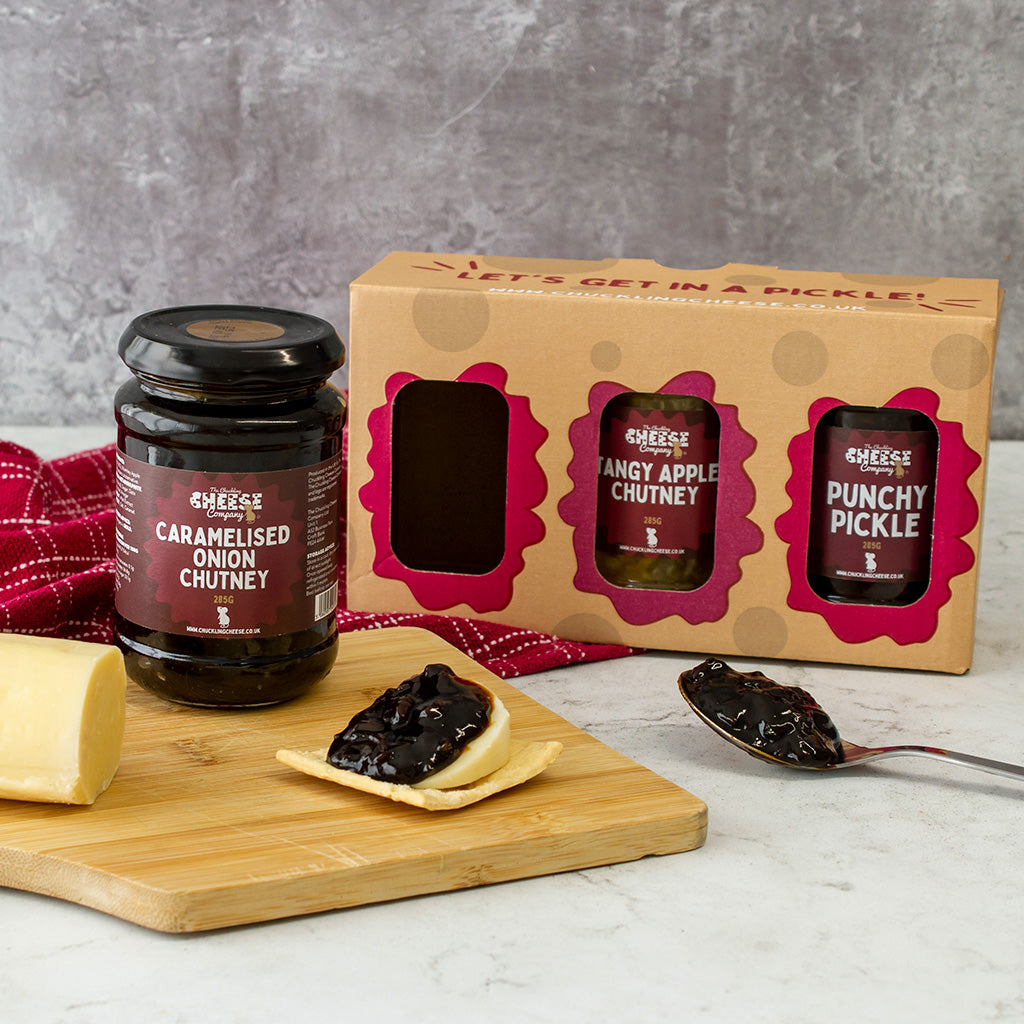 Chuckling Cheese chutney gift pack with Caramelised Onion Chutney, Tangy Apple Chutney, Punchy Pickle, cheese and crackers