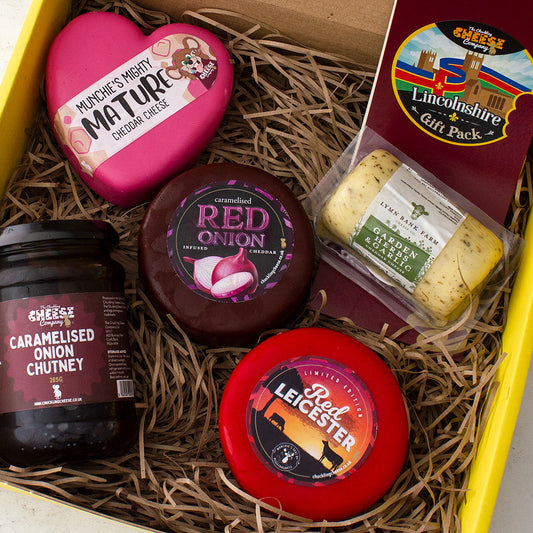 Chuckling Cheese Lincolnshire Inspired gift box with Munchie’s Mighty Mature, Vintage, Red Onion, Garden Herbs & Garlic cheese and caramelised onion chutney