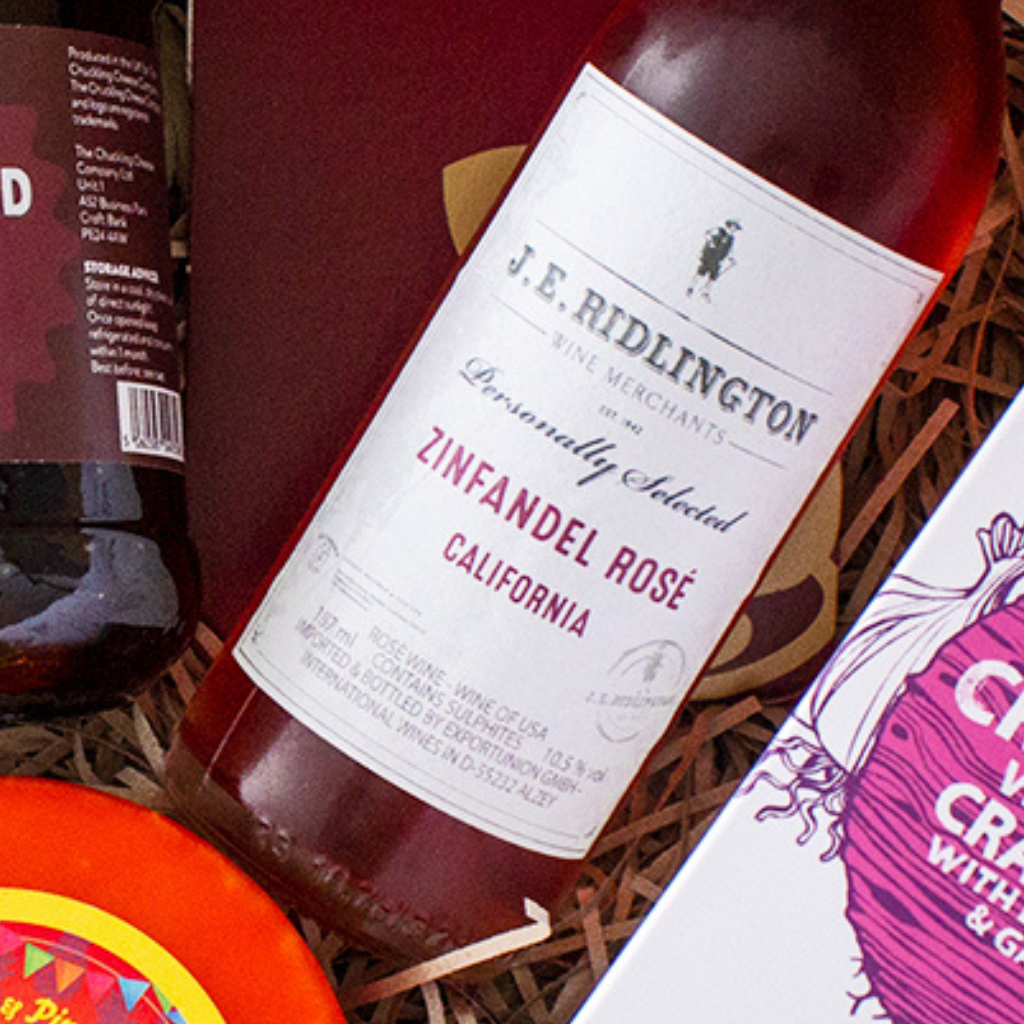 J.E. Ridlington Zinfandel Rosé with Chuckling Cheese gift hamper and cheese truckles