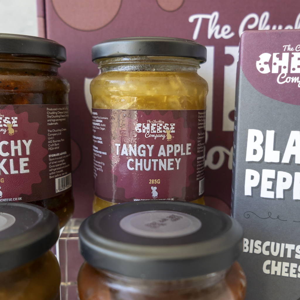 Chutney & Biscuit Cake Bundle