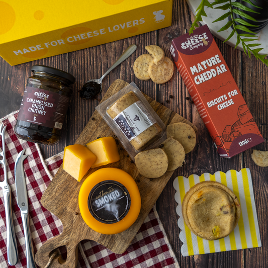1. Grandad’s The Best Gift Box spread with Smoked Cheddar, Mature Cheddar biscuits, chutney, crackers and savoury pie.