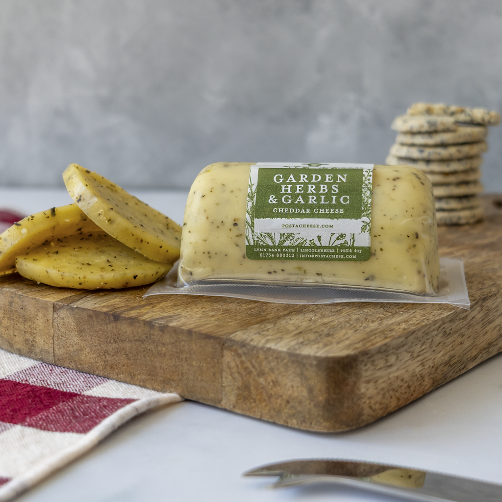Garden Herbs & Garlic Cheddar Barrel