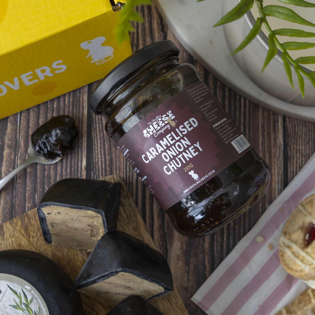 Caramelised Onion Chutney with Black Garlic Cheddar pieces from the Mum Melt Gift Box.