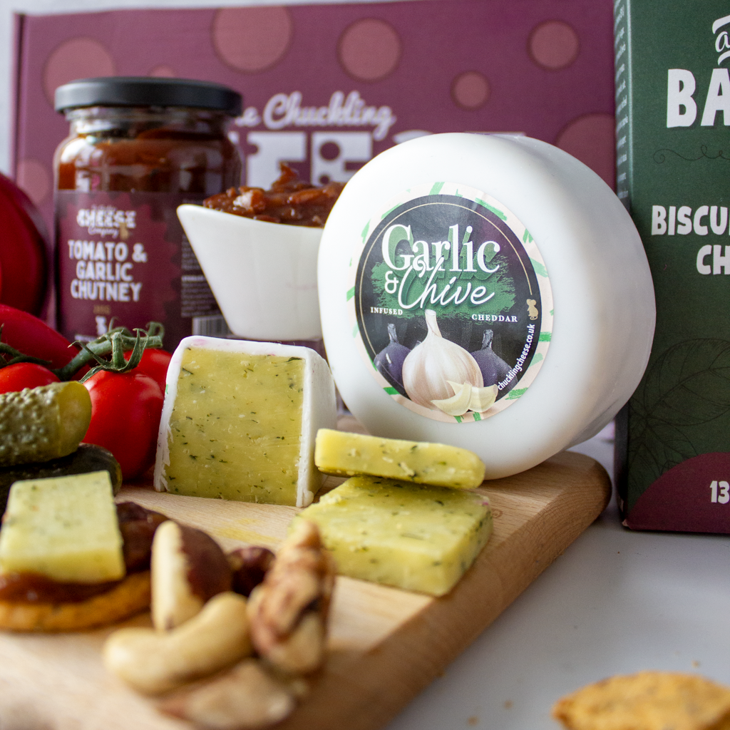 Garlic Cheese & Snacks Selection Gift Box