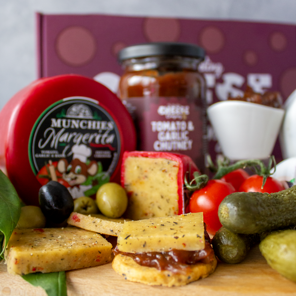 Garlic Cheese & Snacks Selection Gift Box